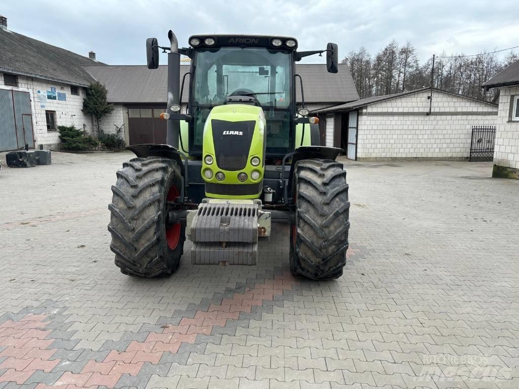 CLAAS Arion 640 Traktorji