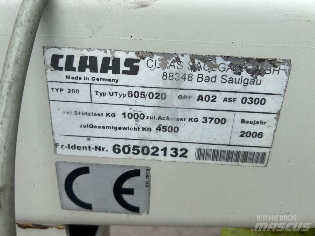 CLAAS Liner 3000 Obračalniki in zgrabljalniki