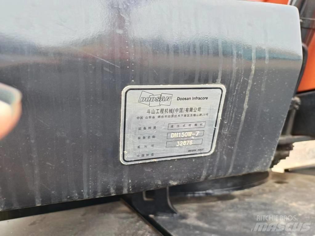 Doosan 150 W Bagri na kolesih