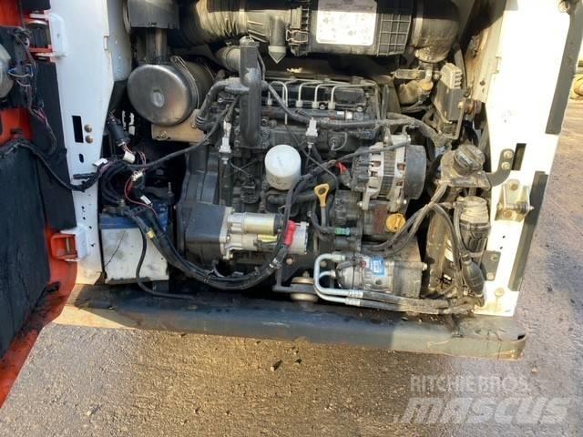 Bobcat S 590 Skid steer mini nakladalci