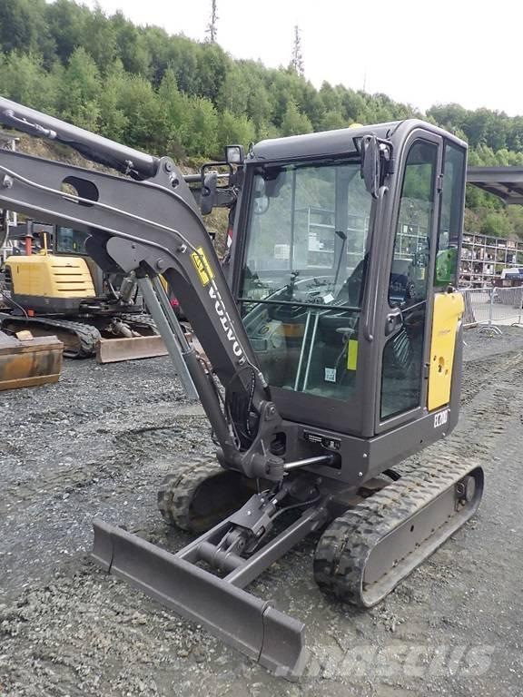 Volvo EC 20 D Mini bagri <7t