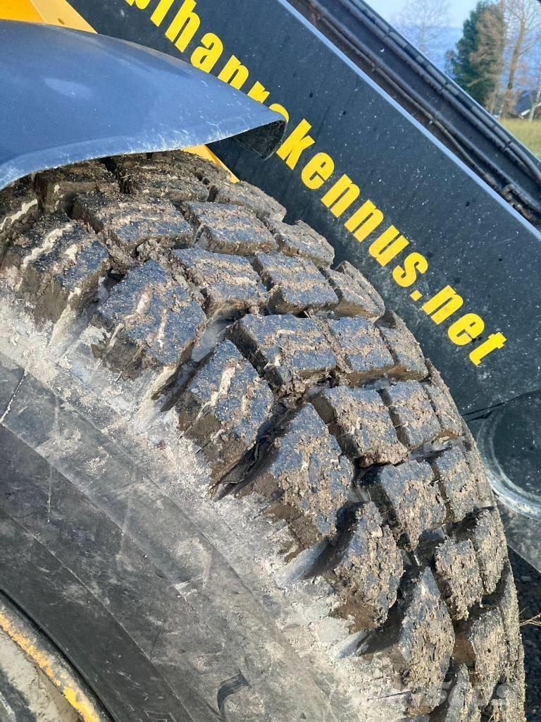 JCB 416 S Kolesni nakladalci