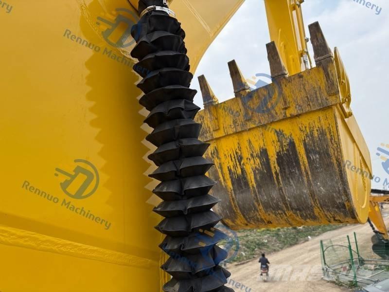 Komatsu PC 220-8 Bagri goseničarji