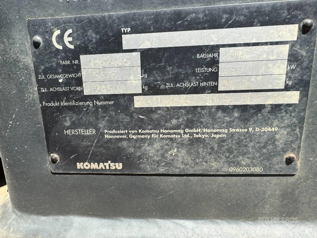 Komatsu WA70-7 Kolesni nakladalci