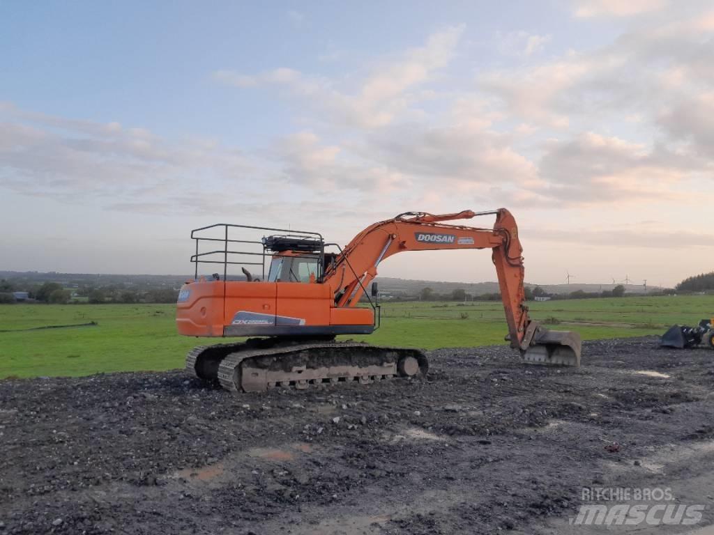 Doosan DX 225 Bagri goseničarji