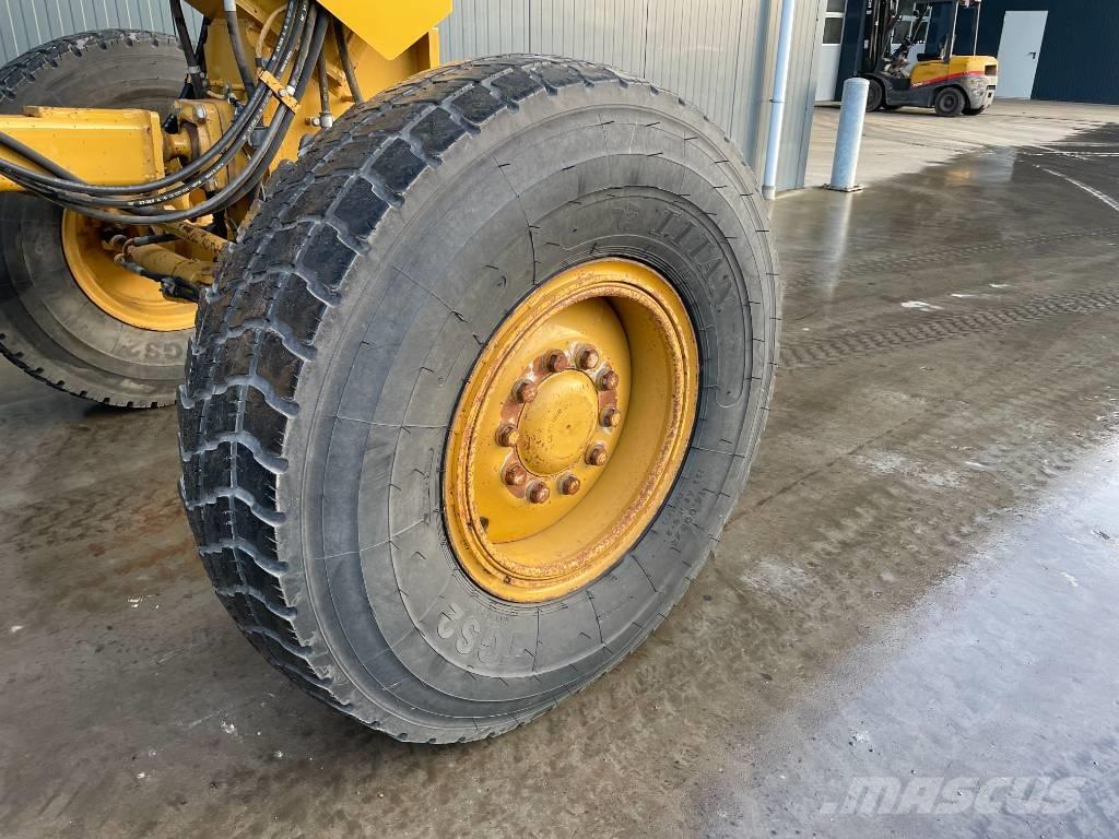 CAT 160M (140) Grederji
