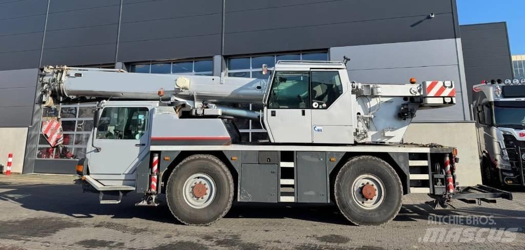 Liebherr LTM 1030-2 Rabljeni žerjavi za vsak teren