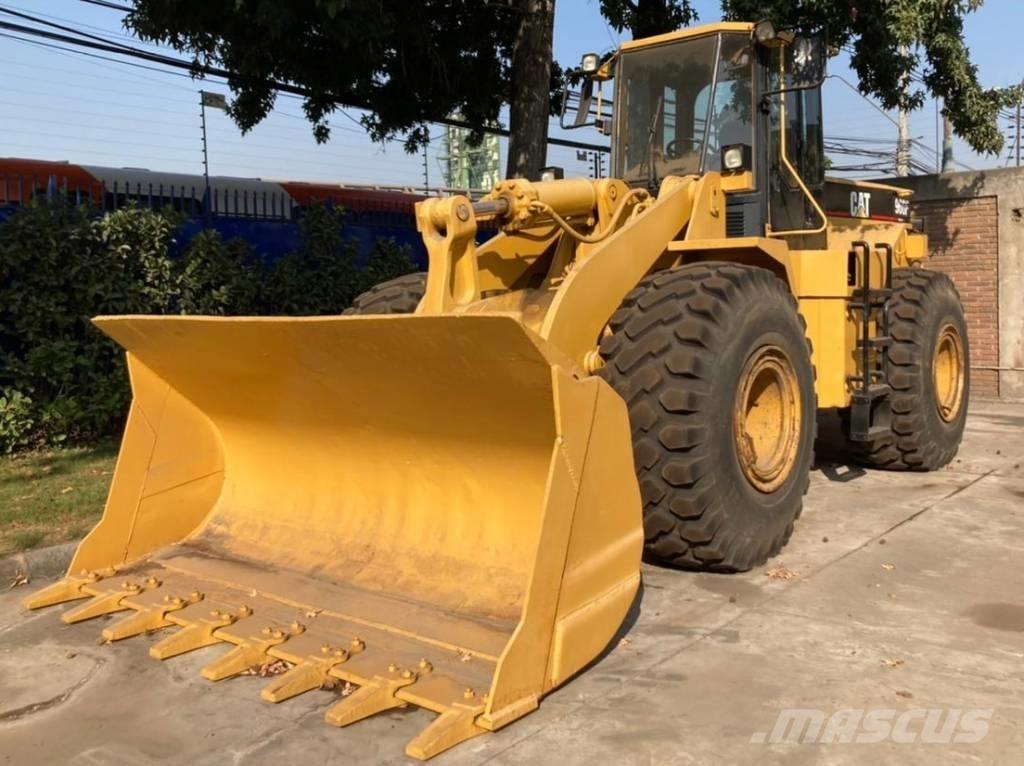 CAT 966 F II Kolesni nakladalci