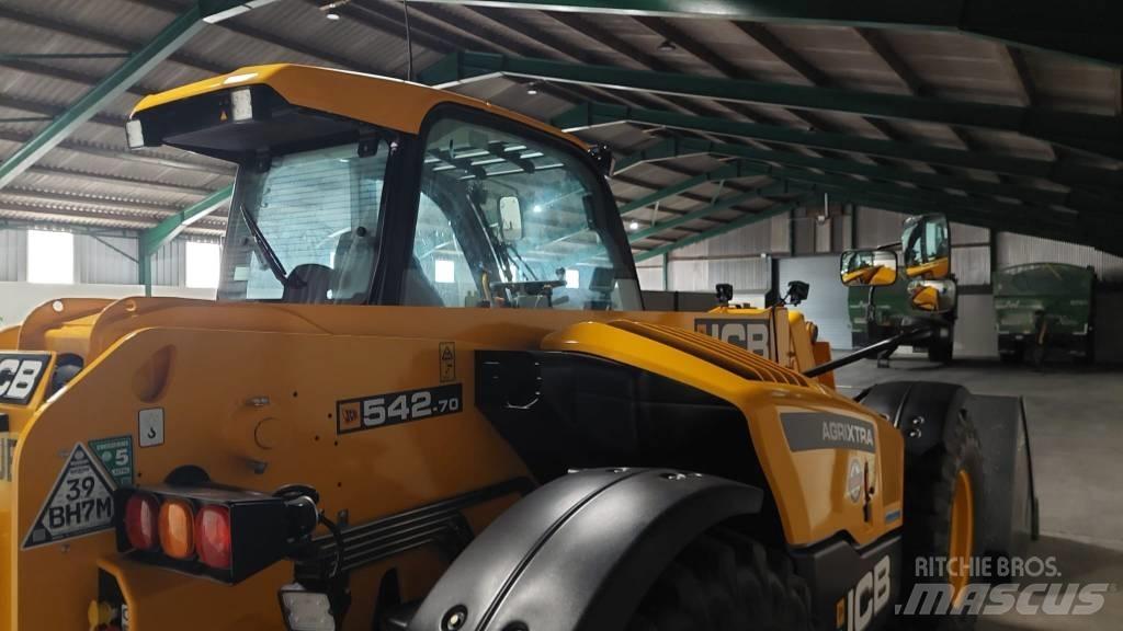 JCB 542-70 Agrixtra Kmetijski teleskopski nakladalci