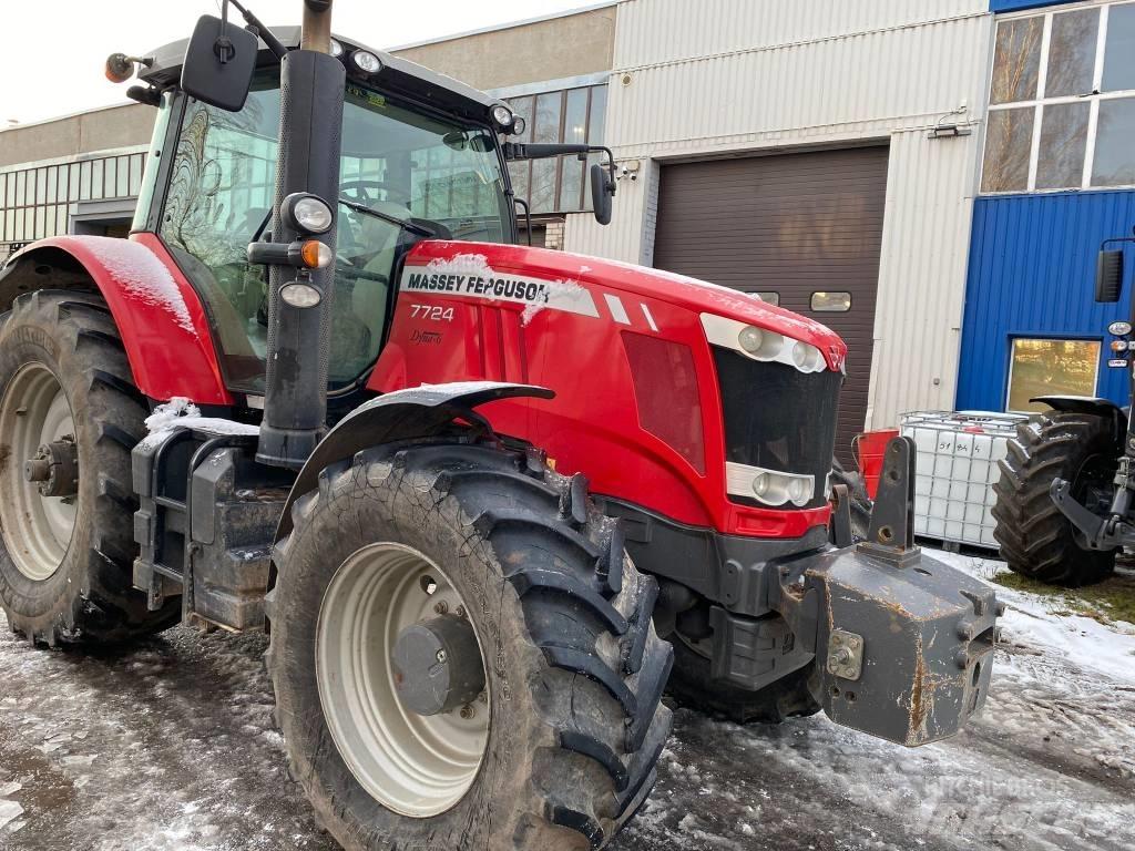 Massey Ferguson 7724 Traktorji