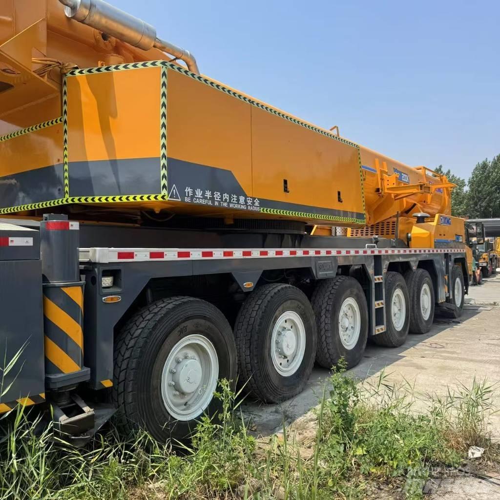 XCMG XCA 200 Avtodvigala