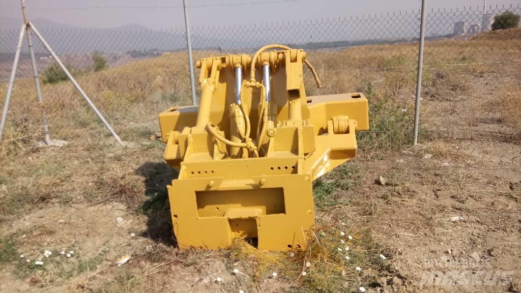 CAT D 6 Podvozje in vzmetenje