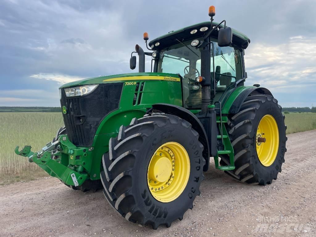 John Deere 7200 R Traktorji