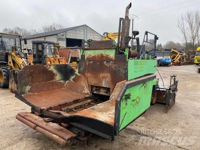 Demag DF 60 C Asfaltni finišerji