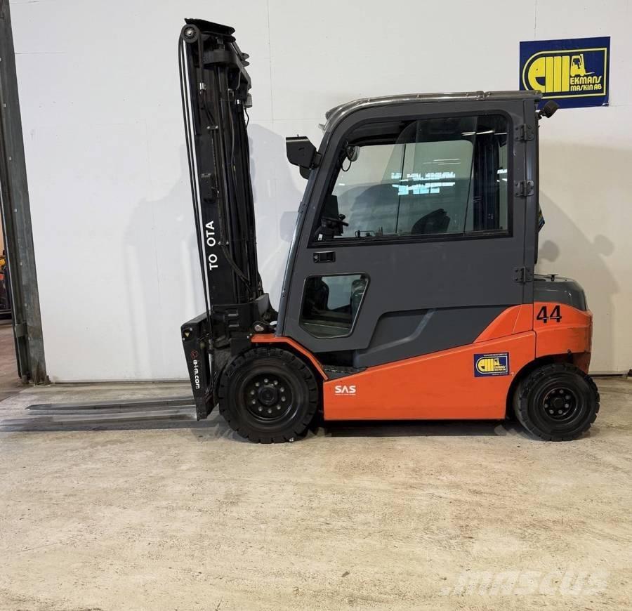 Toyota truck 8FBMT45 Električni viličarji