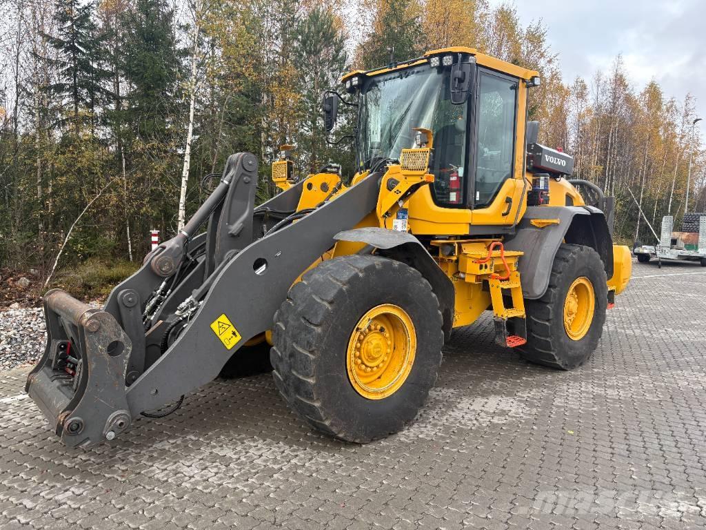 Volvo L90H Kolesni nakladalci