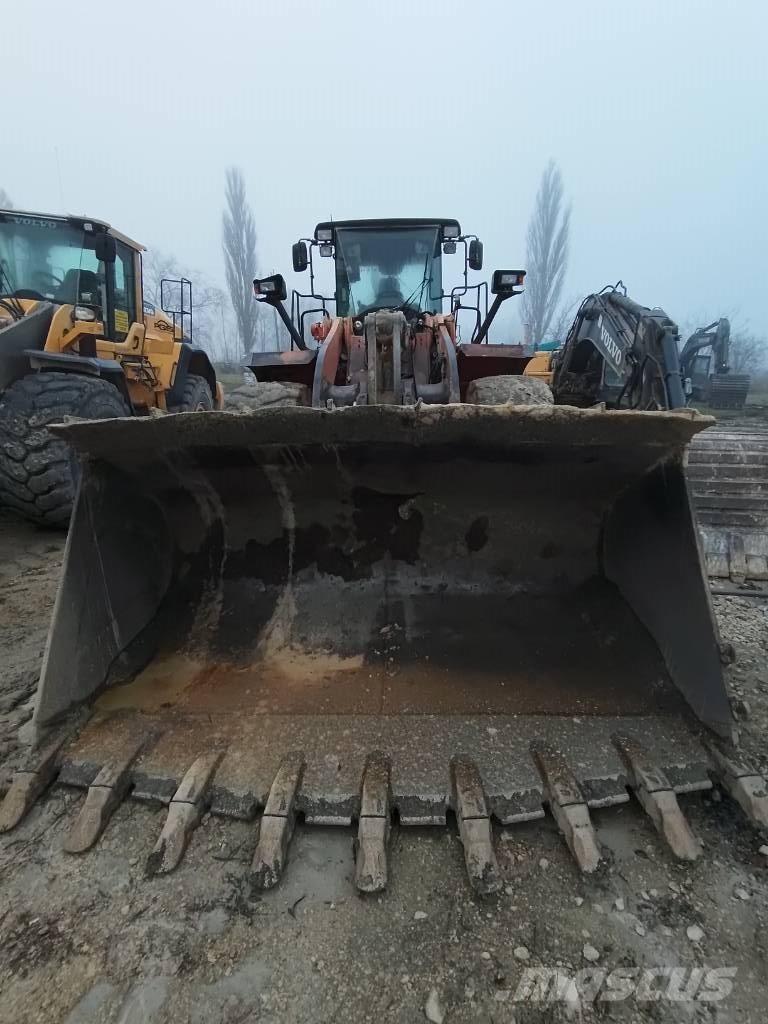Hitachi ZW 310 Kolesni nakladalci