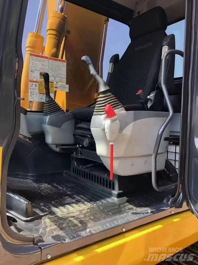 Komatsu 160-7 Bagri goseničarji