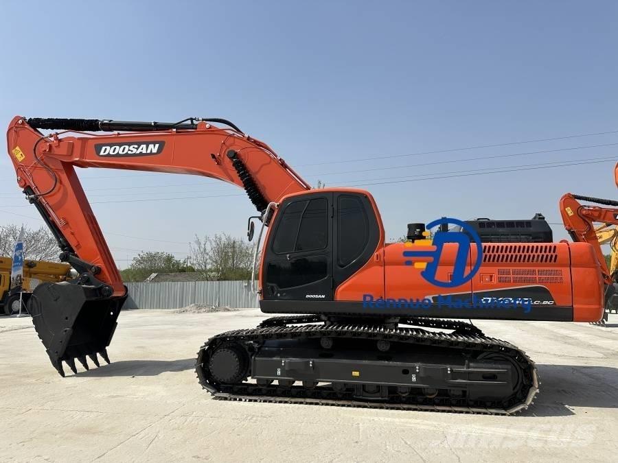 Doosan DX 340 Bagri goseničarji