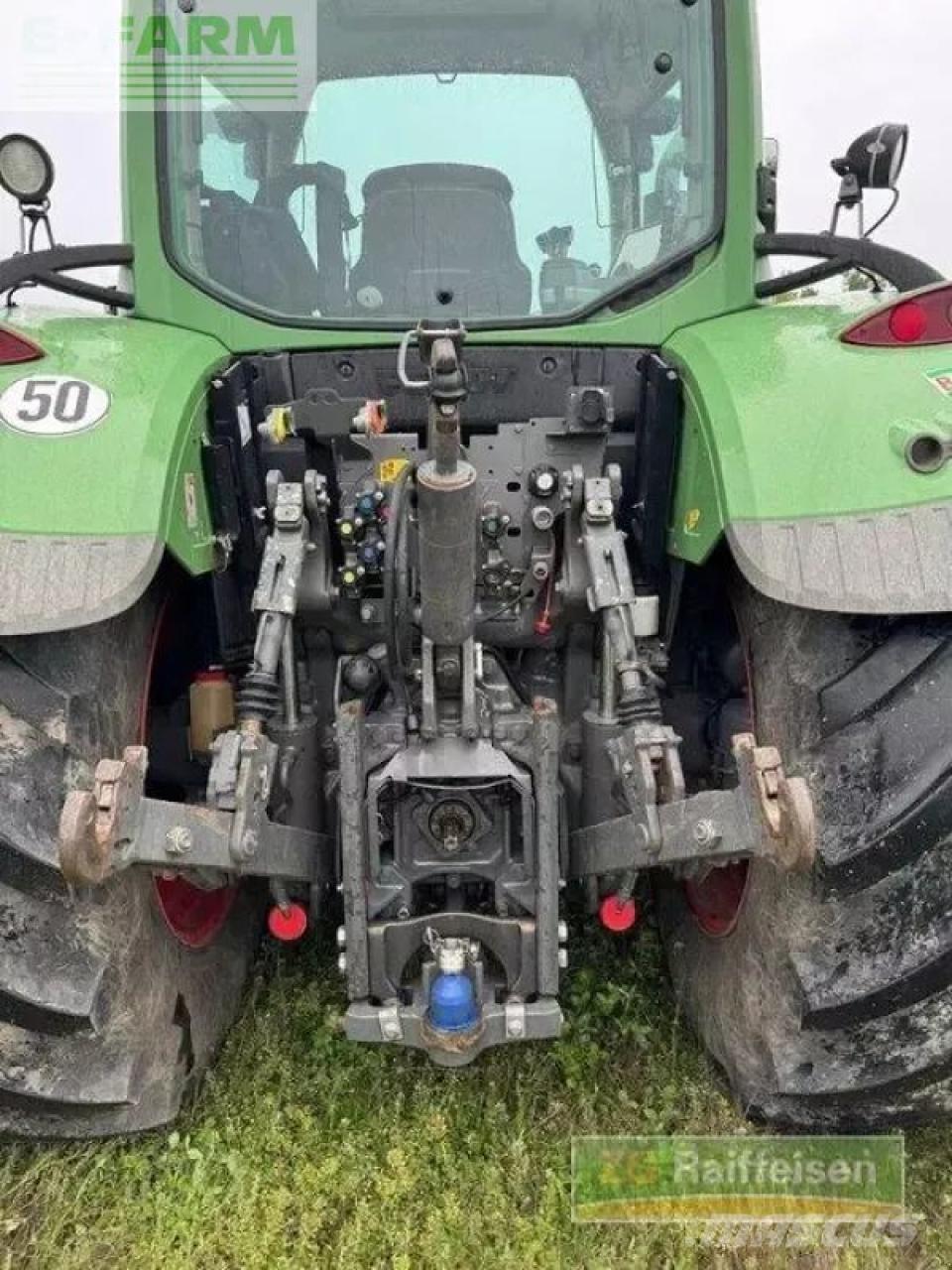 Fendt 724 vario Traktorji