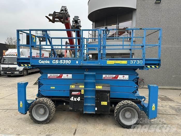 Genie GS5390 RT Zglobne dvižne ploščadi