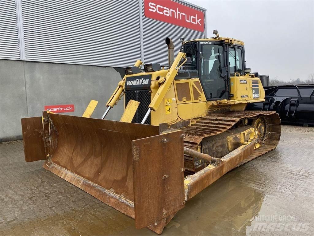 Komatsu D65PXI-18 Buldožerji goseničarji