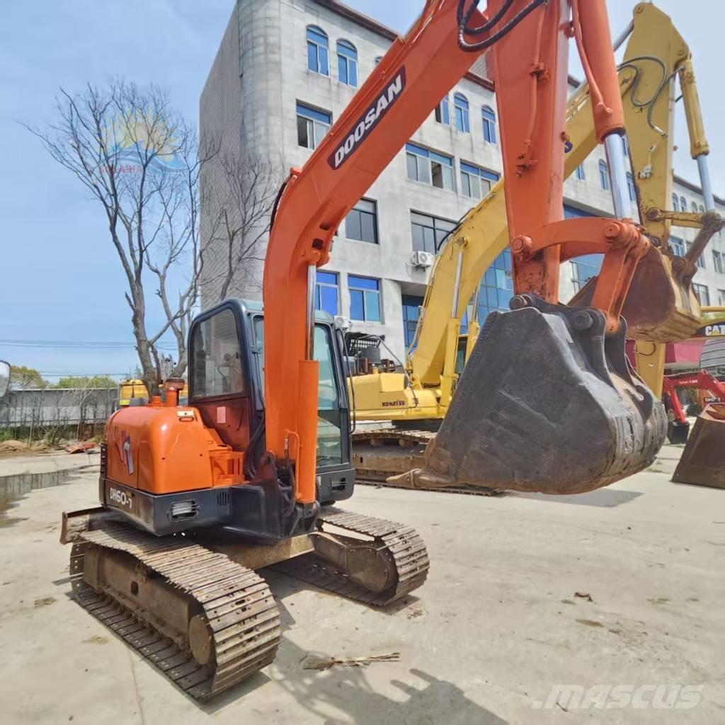 Doosan DH 60-7 Mini bagri <7t
