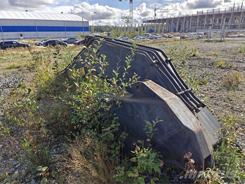 Åkerman M14 B Bagri goseničarji