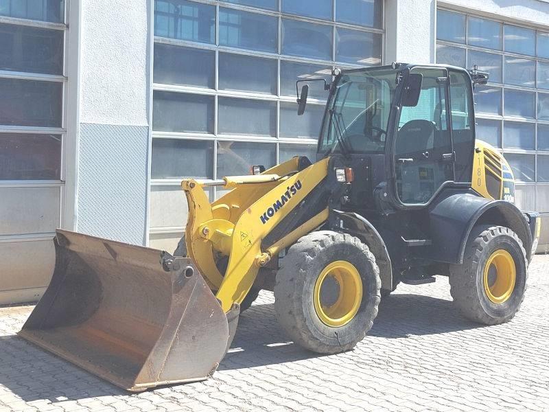 Komatsu WA 100 M-7 Skid steer mini nakladalci