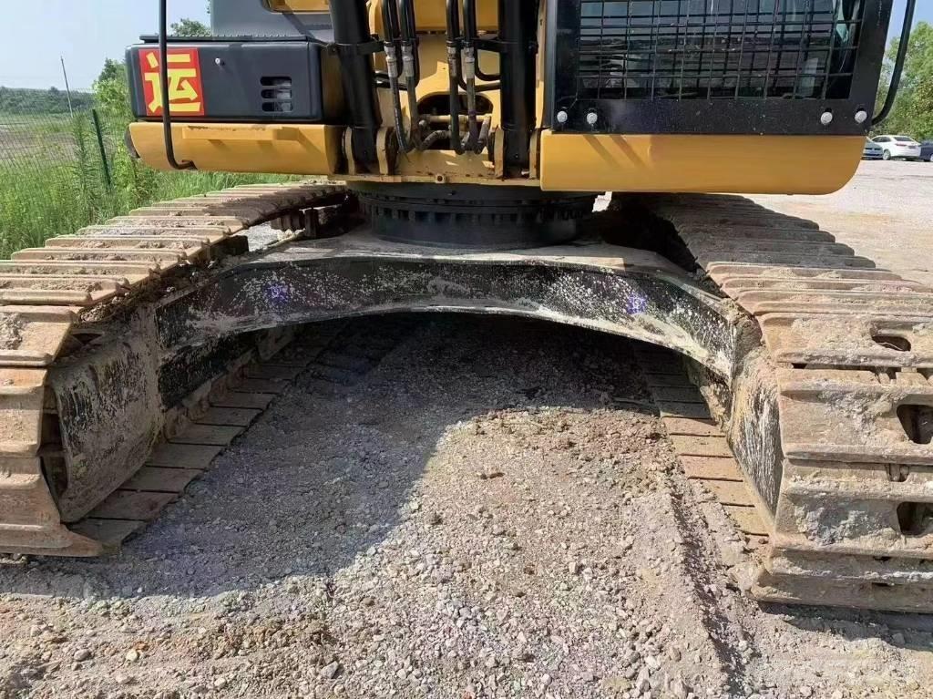 CAT CAT323D Bagri goseničarji
