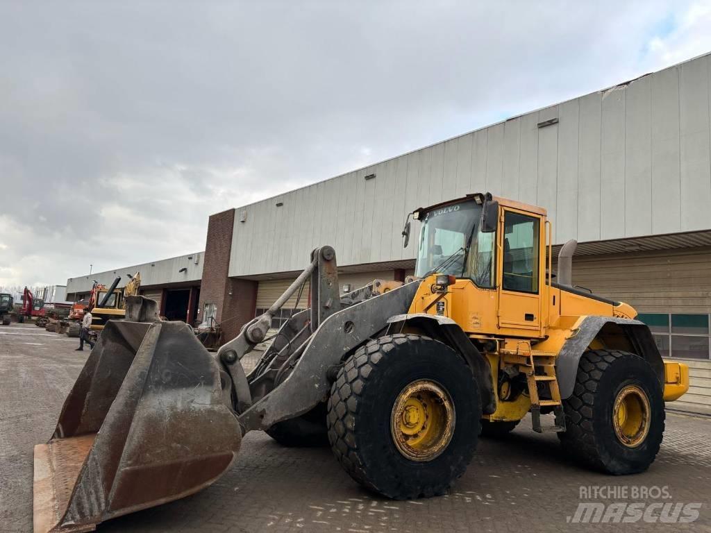 Volvo L 120 E Kolesni nakladalci