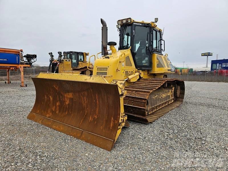 Komatsu D 61 PX-23 Buldožerji goseničarji