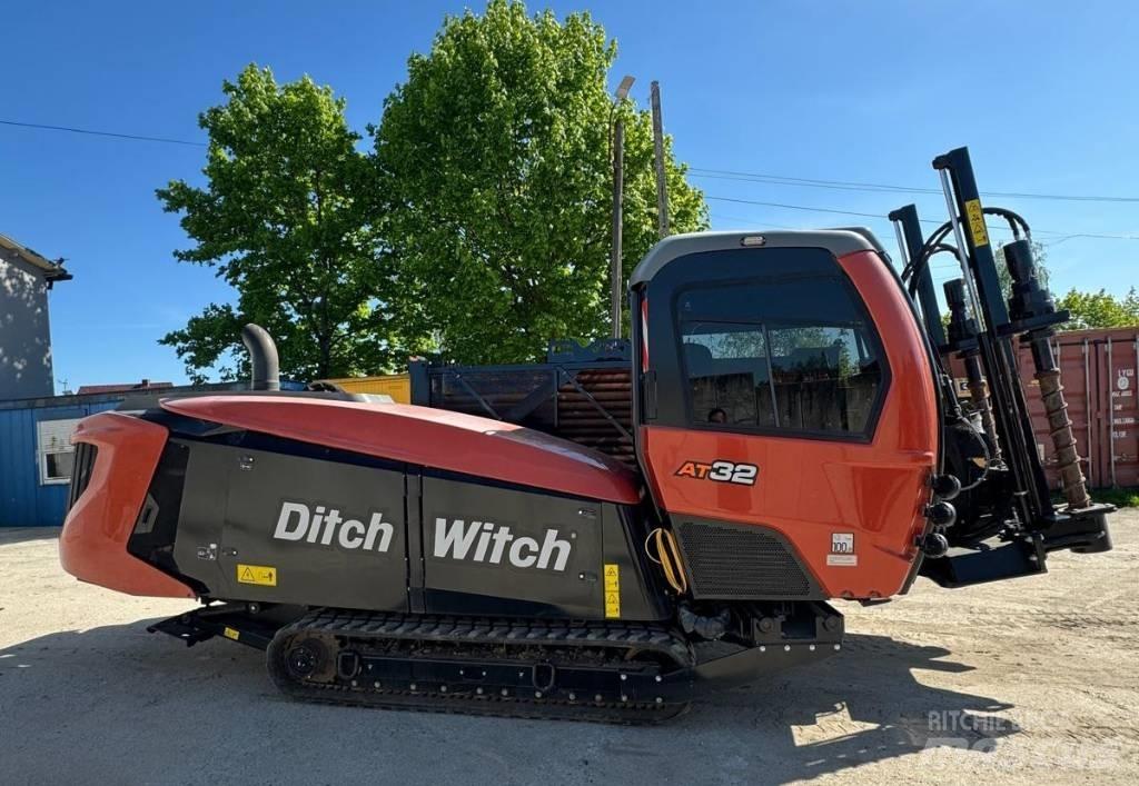 Ditch Witch AT32 Oprema za vodoravno smerno vrtanje