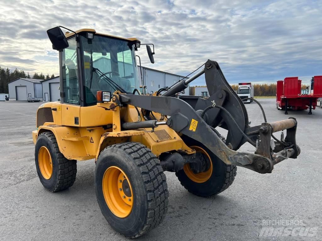 Volvo L30 G S Kolesni nakladalci