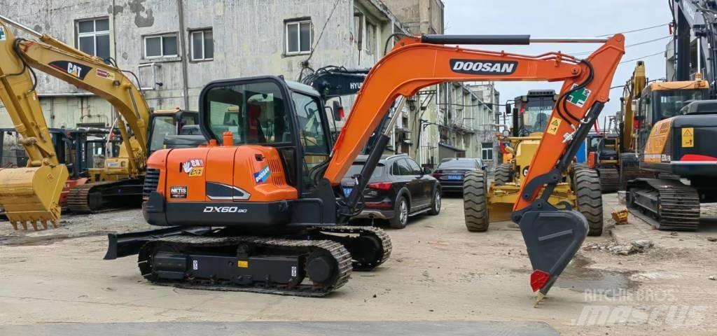 Doosan DX 60 Mini bagri <7t