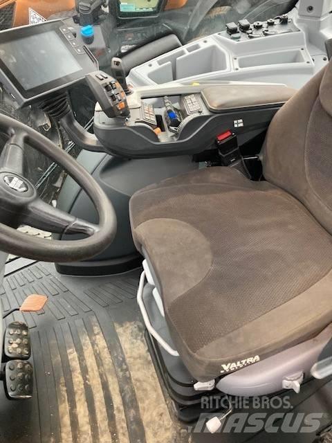 Valtra T 254 V Traktorji
