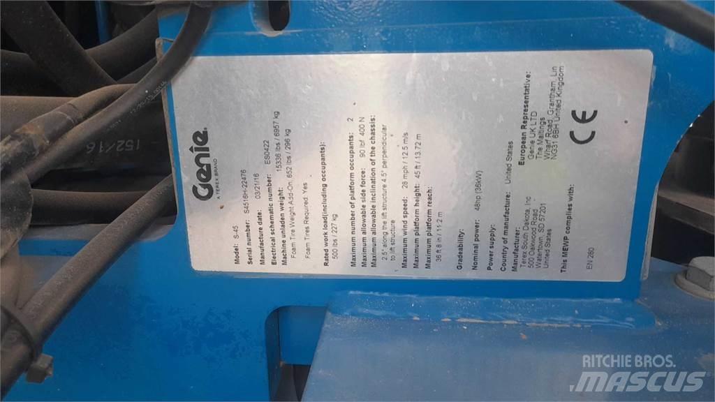 Genie S45 Teleskopske dvižne ploščadi