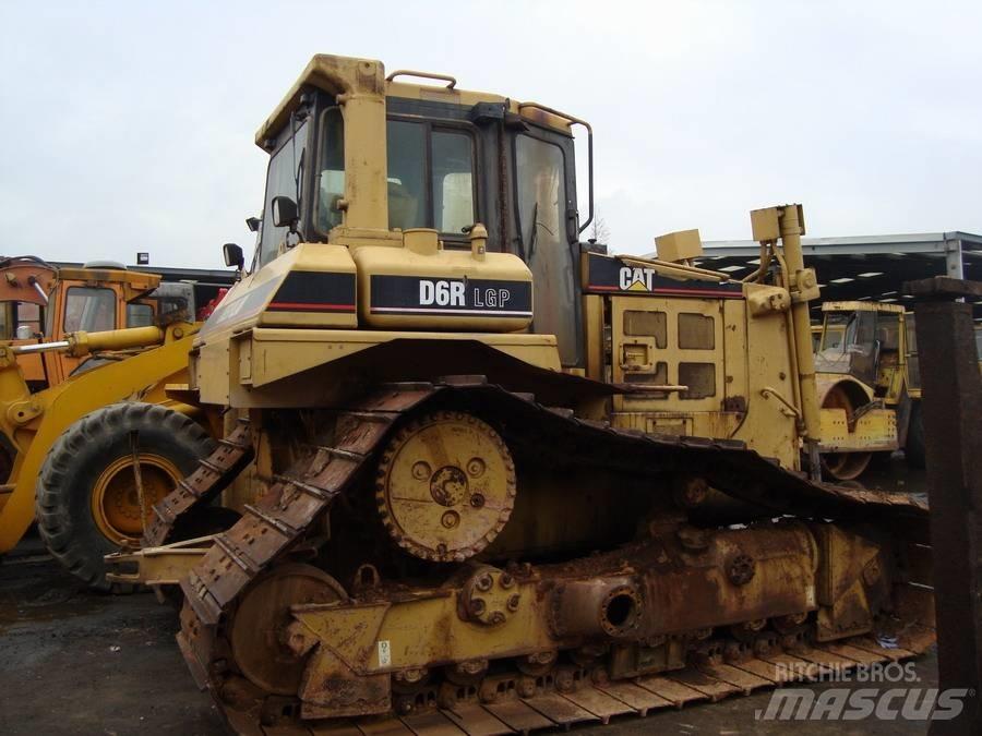 CAT D 6 R DS LGP III Buldožerji goseničarji