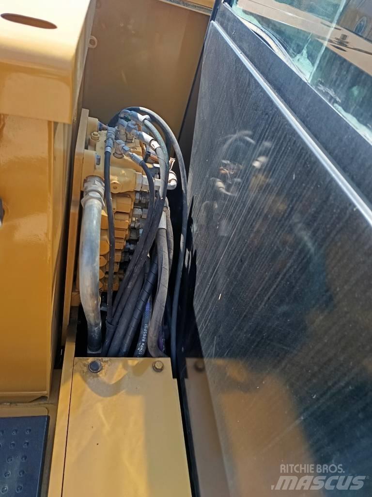 CAT 306E2 Mini bagri <7t