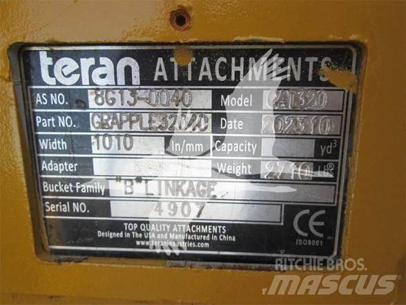Teran CAT 320 Grabeži