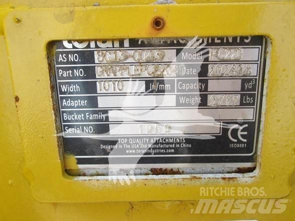 Teran PC220 Grabeži