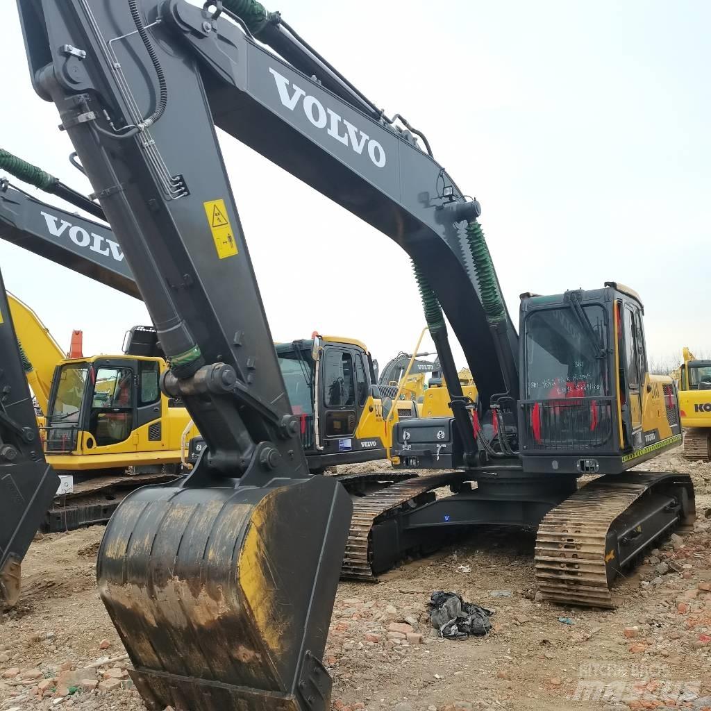 Volvo EC 240 Bagri goseničarji