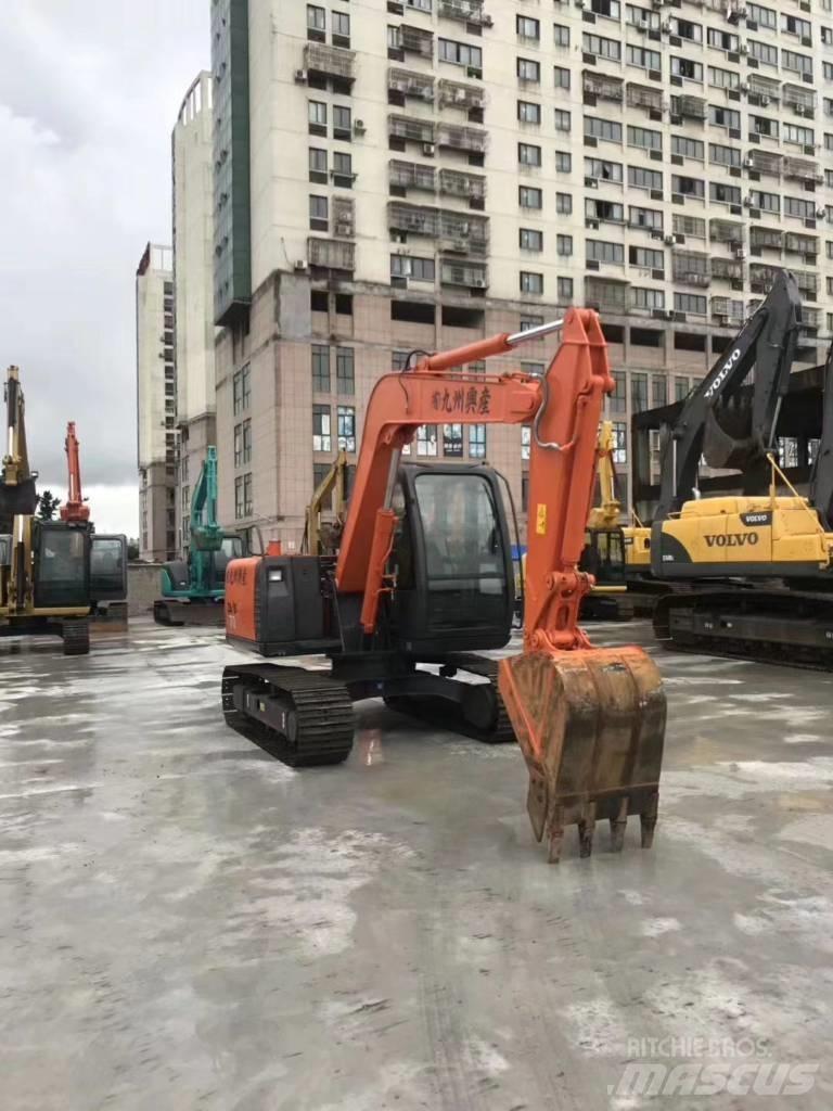 Hitachi ZX 70 Mini bagri <7t