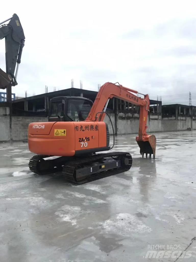 Hitachi ZX 70 Mini bagri <7t