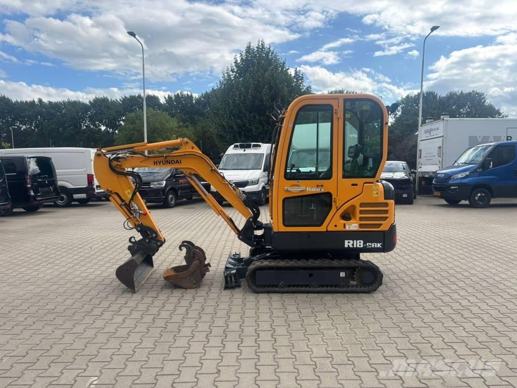 Hyundai Robex 18-9AK Mini bagri <7t