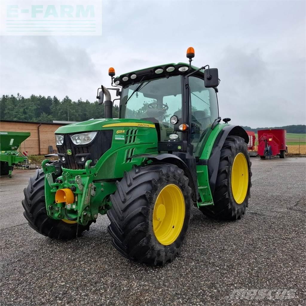 John Deere 6125 R Traktorji