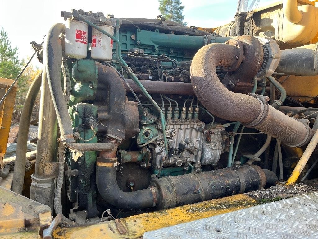 Volvo A 30 Zglobni demperji