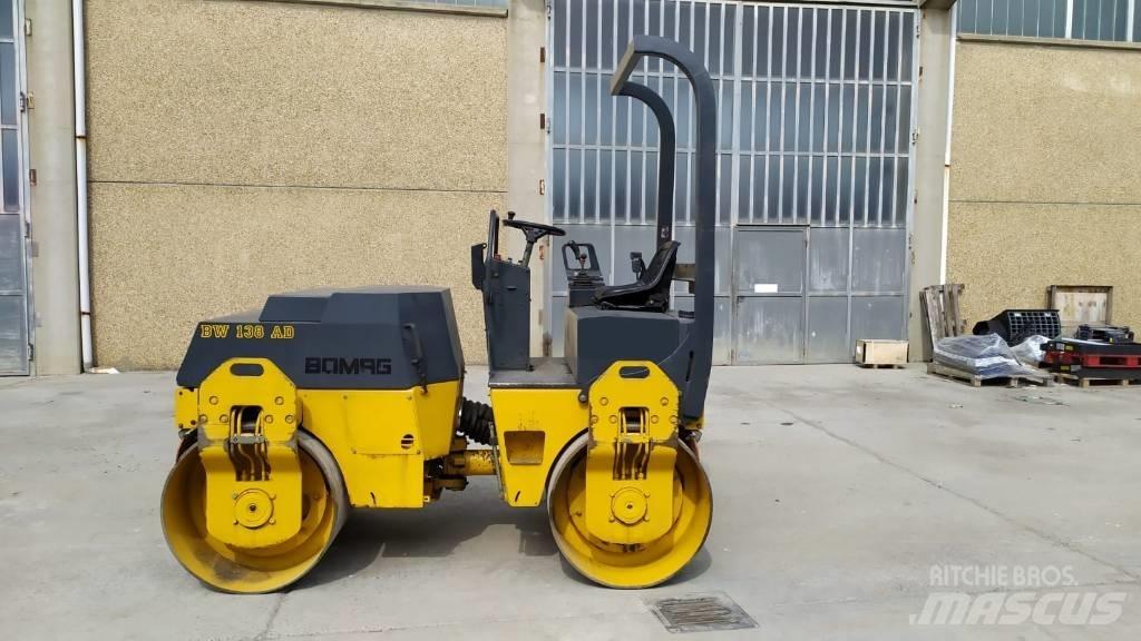 Bomag BW 138 AD Dvojni valjarji