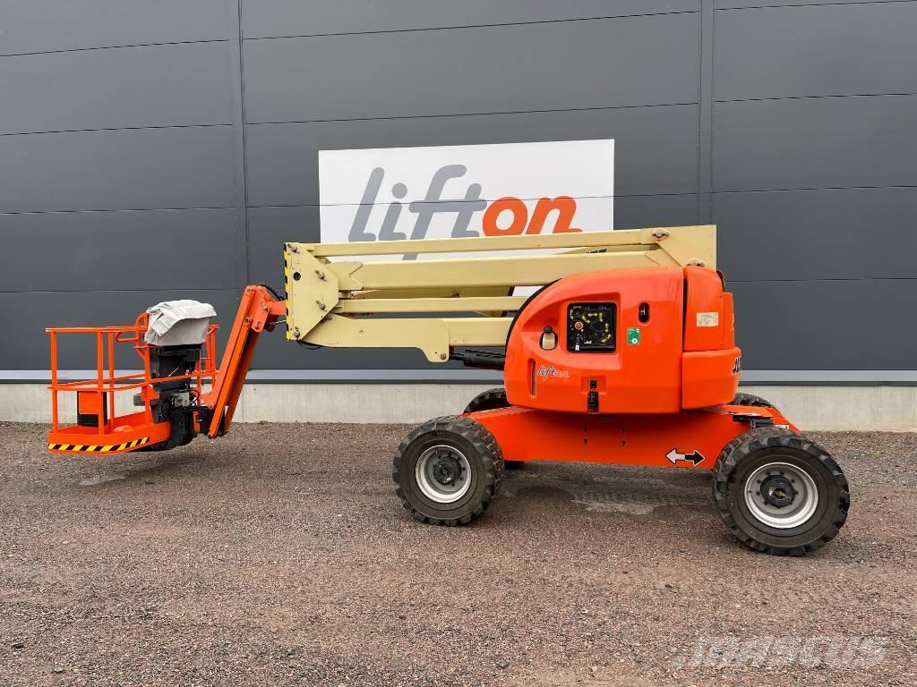 JLG 450 AJ Bomlift Vlečne dvižne ploščadi