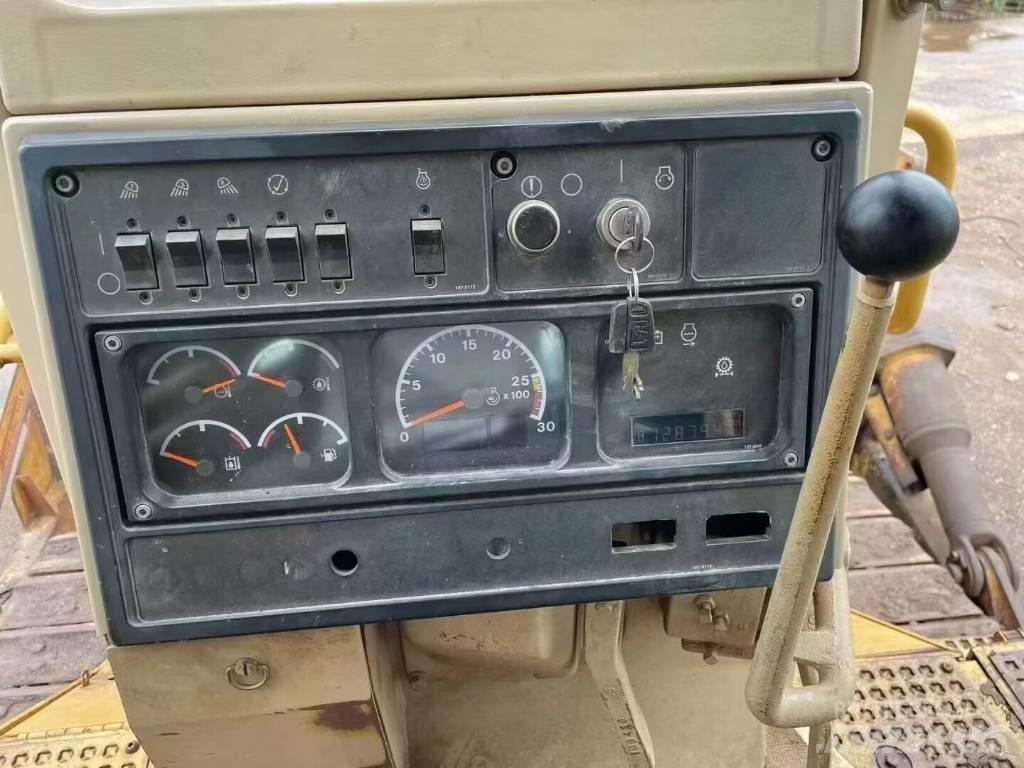 CAT D 9 N Buldožerji goseničarji